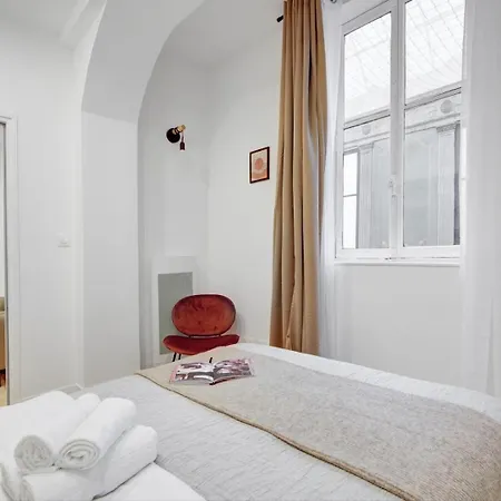 Bnbnook - Chic 1br Close To Pompidou & Les Halles Apartment Paris